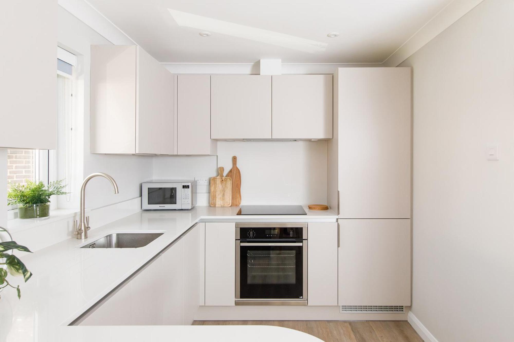 Little Blue By The Butler Collection Apartment ชิชิสเตอร์ ภายนอก รูปภาพ