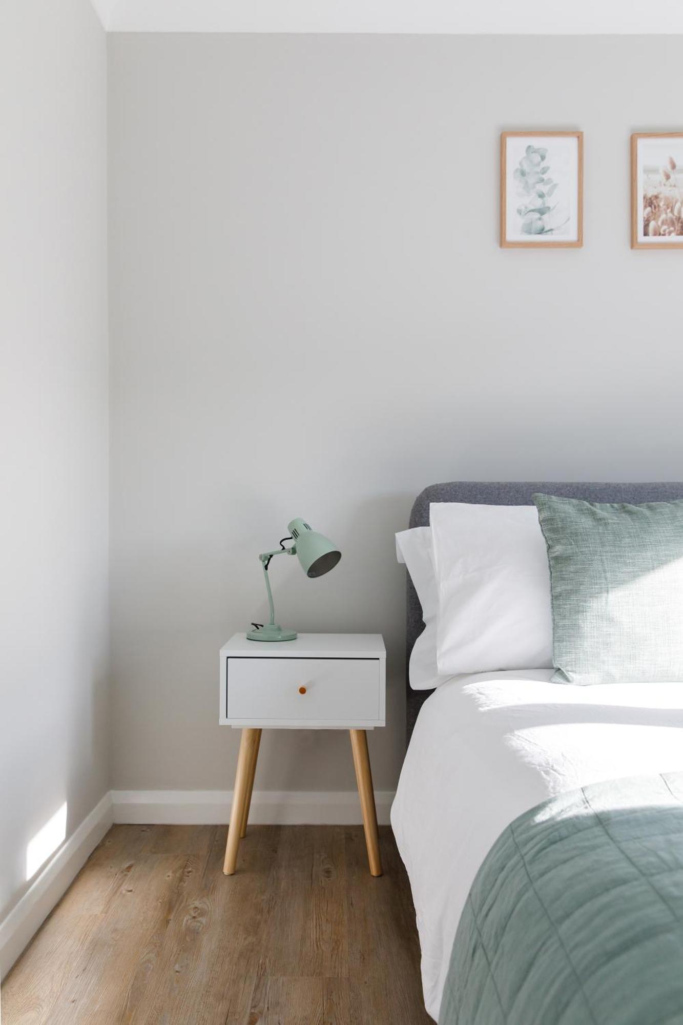 Little Blue By The Butler Collection Apartment ชิชิสเตอร์ ภายนอก รูปภาพ