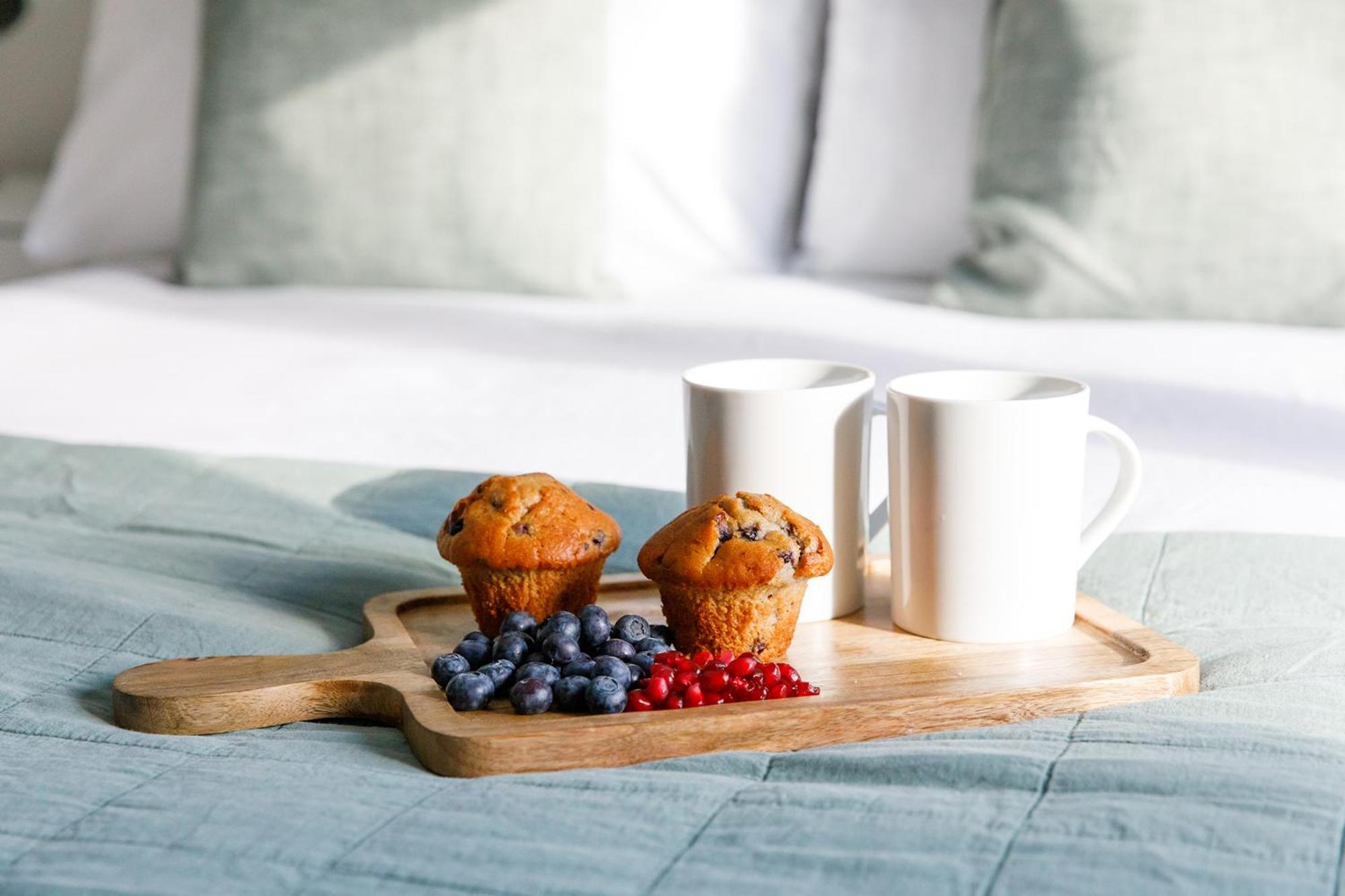 Little Blue By The Butler Collection Apartment ชิชิสเตอร์ ภายนอก รูปภาพ