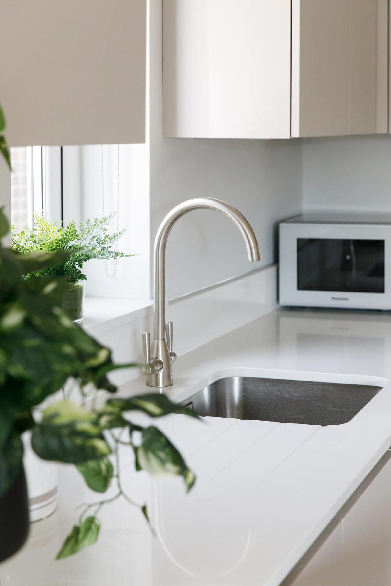 Little Blue By The Butler Collection Apartment ชิชิสเตอร์ ภายนอก รูปภาพ