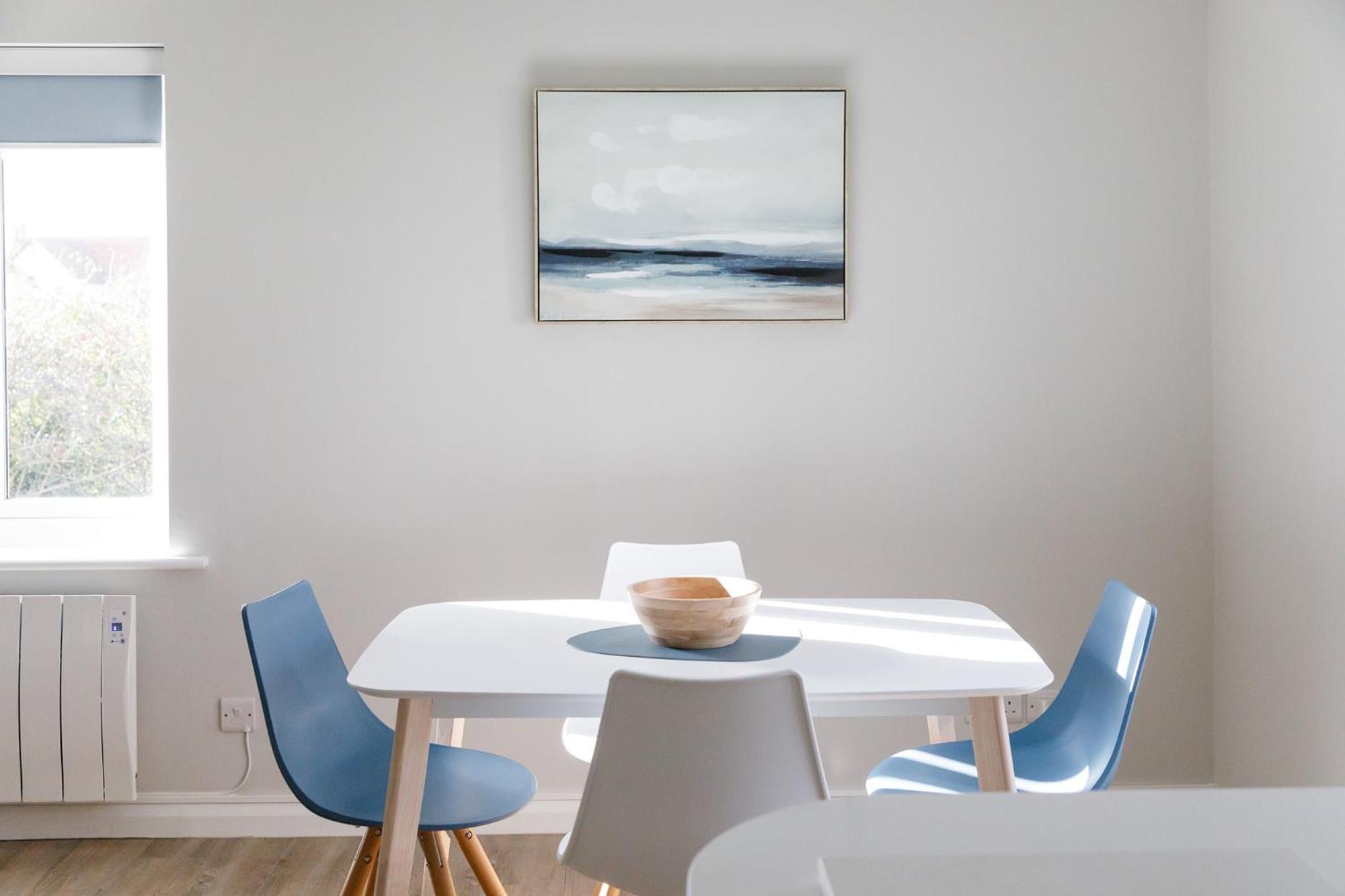 Little Blue By The Butler Collection Apartment ชิชิสเตอร์ ภายนอก รูปภาพ